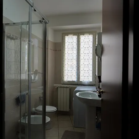 Garibaldi 26 Vakantiehuis Stresa